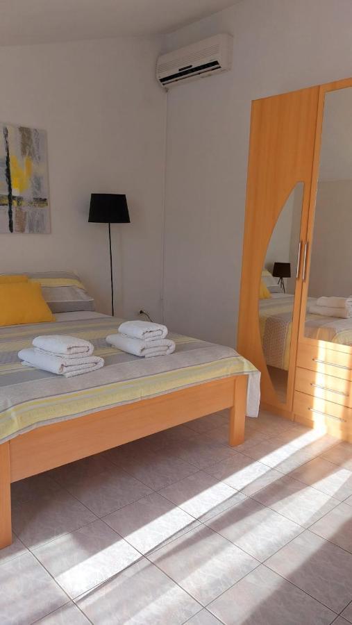 Apartments Duće Kültér fotó