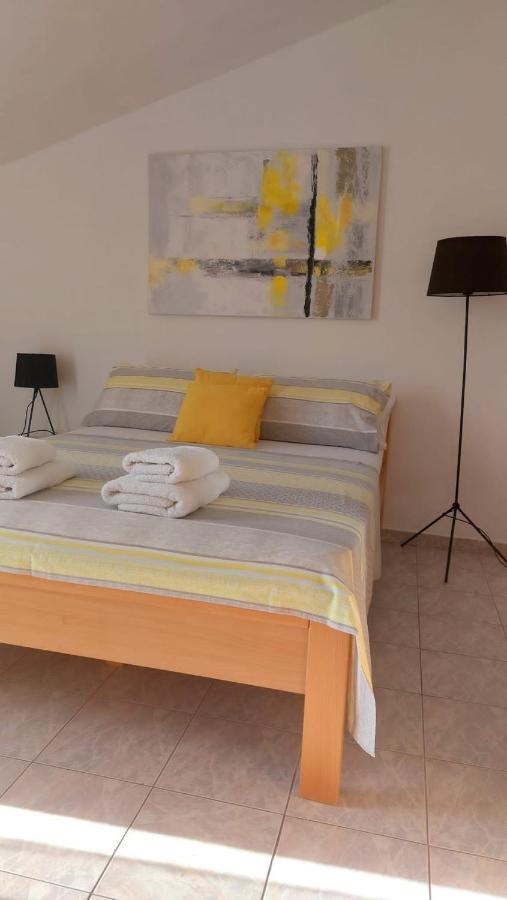 Apartments Duće Kültér fotó
